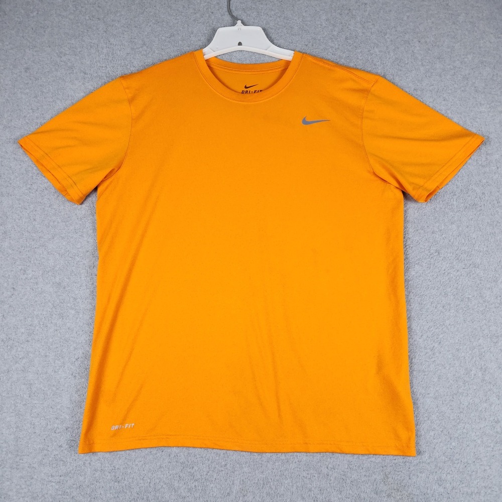 Nike T-Shirt Men Large Orange Dri-FIT Short Sleeve Athletic Swoosh Logo Crewneck